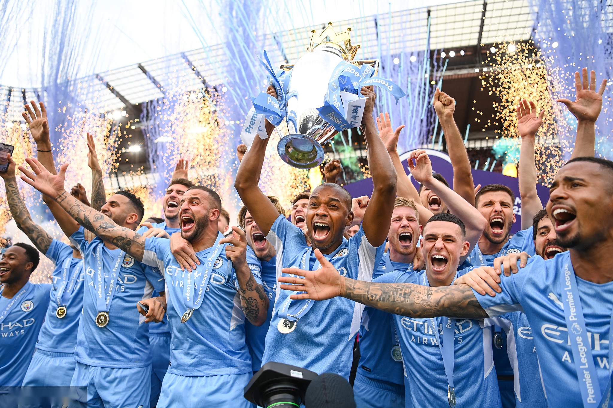 场上队员之 场上队员之